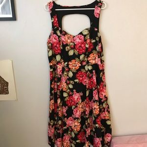 Torrid Black Floral Sweetheart Neck Swing Dress